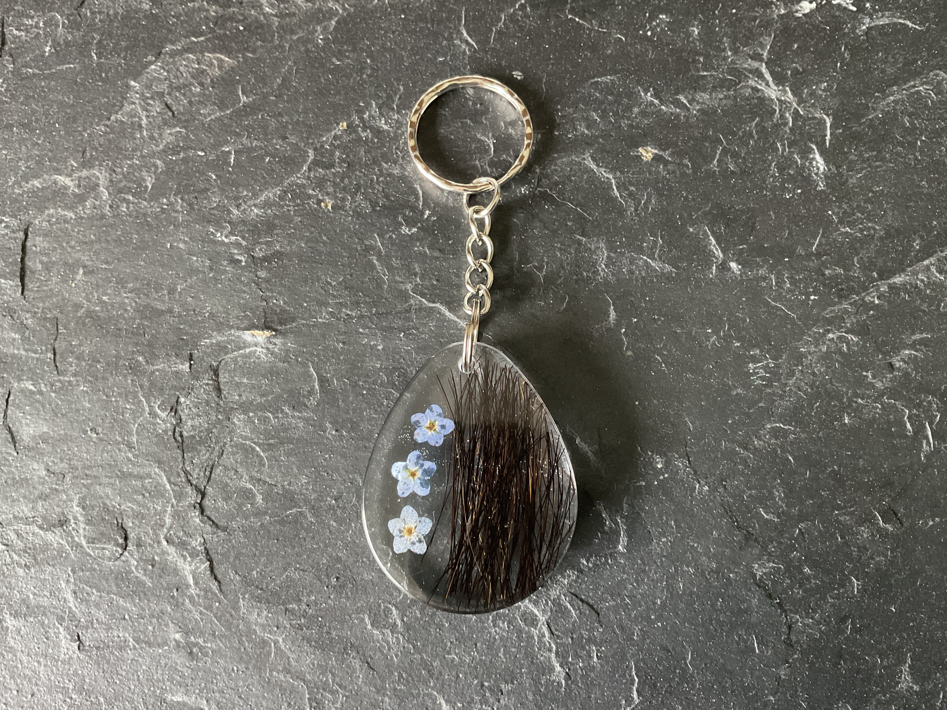 Forget me not Teardrop Resin Pendant Keyring with Horse Hair Pet Fur/Ashes
