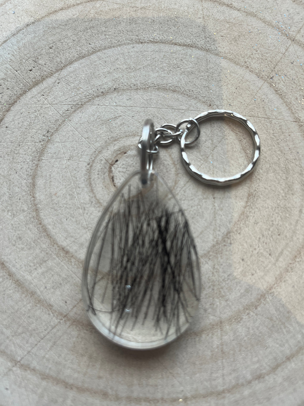 Teardrop Resin Pendant Keyring with Horse Hair Pet Fur/Ashes